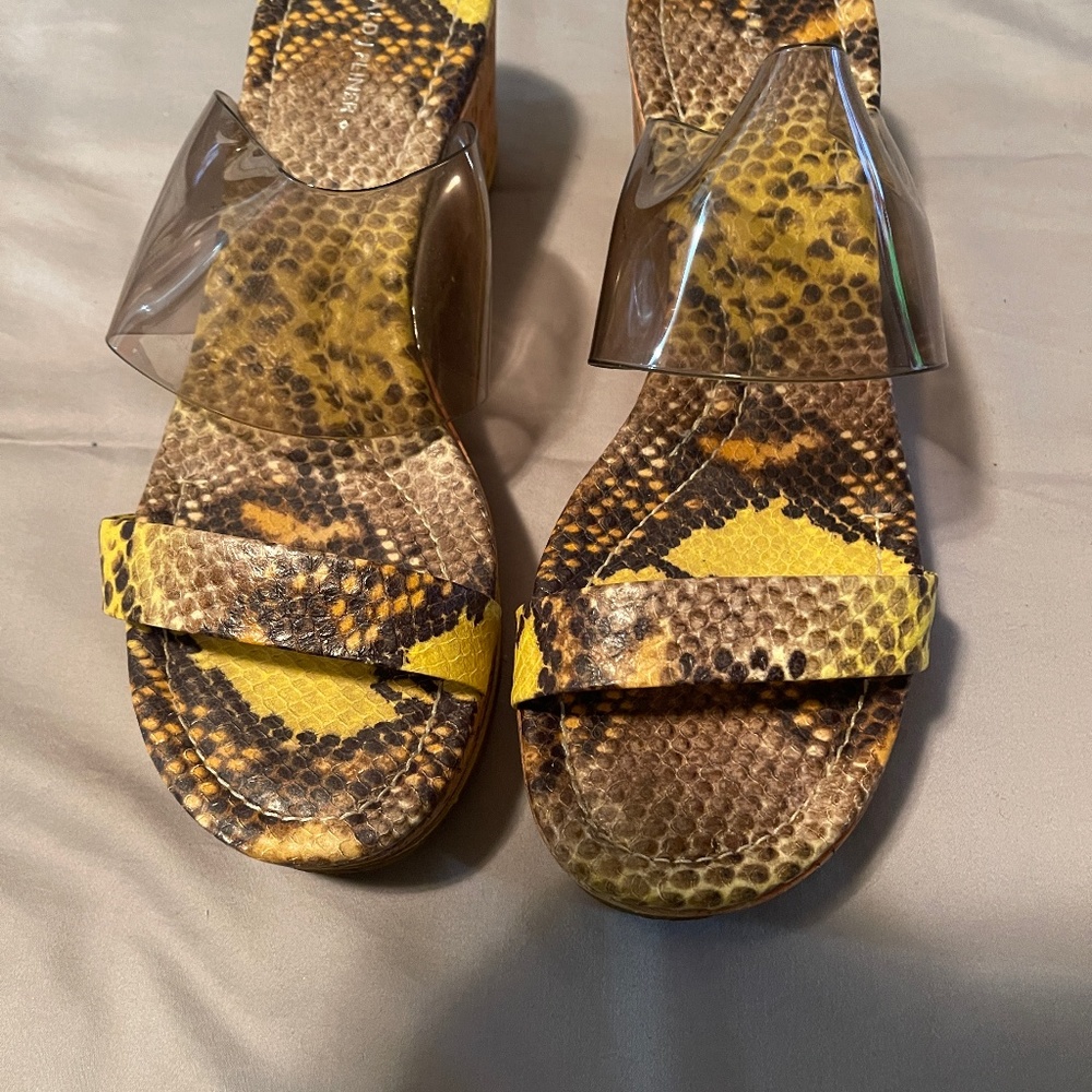 Donald Pliner sandals